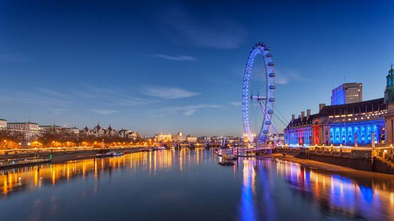 Filosofia e o Brexit: Fabiano de Abreu fala à Jovem Pan sobre as consequências da saída do Reino Unido da UE Em entrevista para o Eva da Jovem Pan, Fabiano de Abreu apontou de forma filosófica a ilusão e o arrependimento como consequência da saída do Reino Unido da União