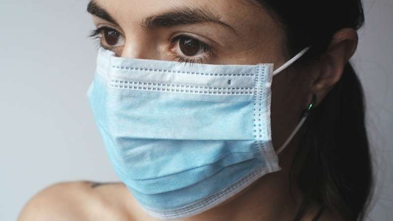 Será que é possível ser feliz durante uma pandemia? Quando desregulamos, mudamos a trajetória e isso é cobrado uma hora.